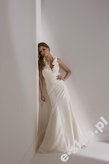 Pure Bridal Model 9254